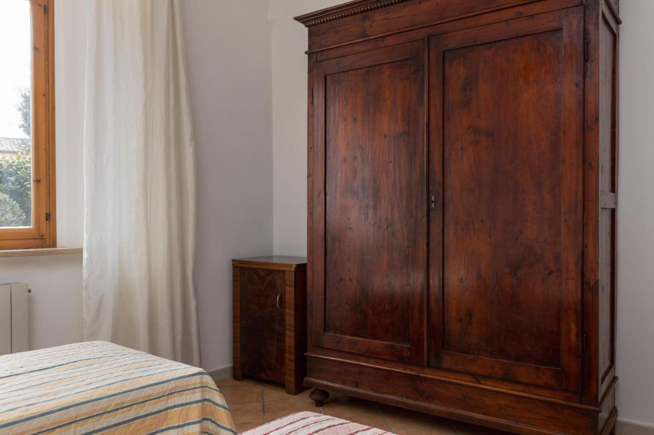 Enchanting Flat With Patio In Abbadia A Isola Monteriggioni Buitenkant foto